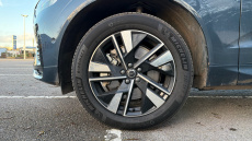 Volvo XC60 2.0 B5P Plus Dark 5dr AWD Geartronic Petrol Estate